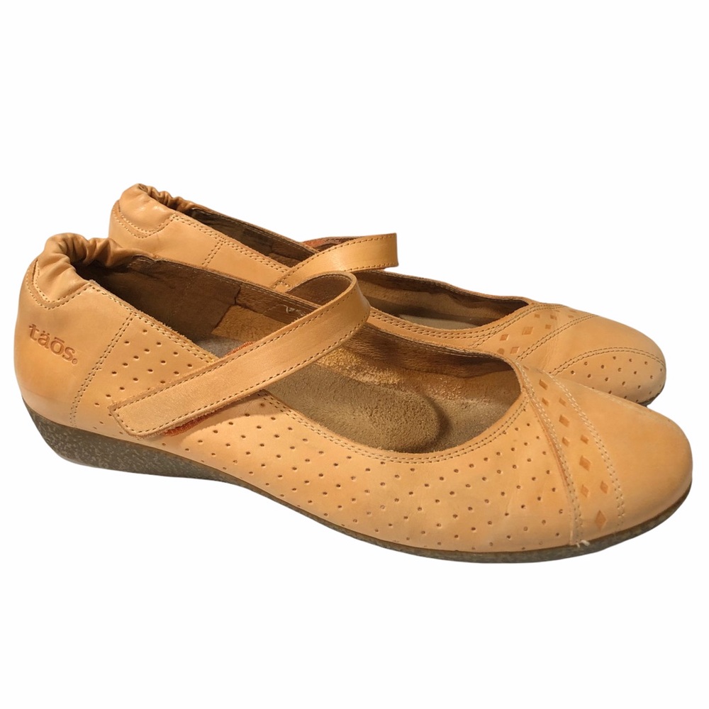 Taos Step It Up Maryjane Flat Peach Orange Comfort Shoe Sz 10-10.5